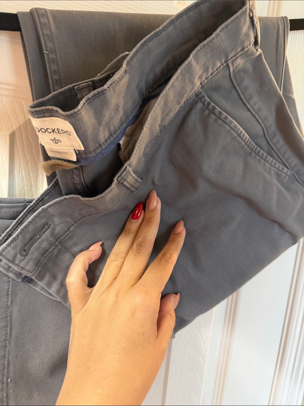 Dockers Women's Slate Gray Straight-Leg Jeans